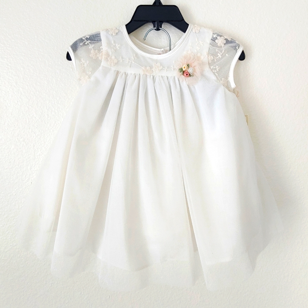 Laura Ashley London Girls Dress. NEW. 6/9 Months.